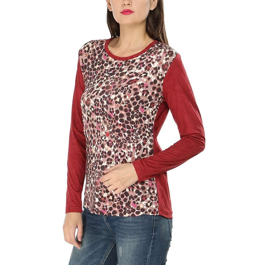 بلوزة ESLA للنساء تتميز بتصميم عصري وأنثوي يمنحك إطلالة أنيقة ومريحة في نفس الوقت.