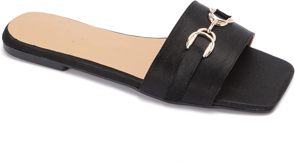 Trust Group Slipper  For Women  Lightweight and soft materials for easy wear