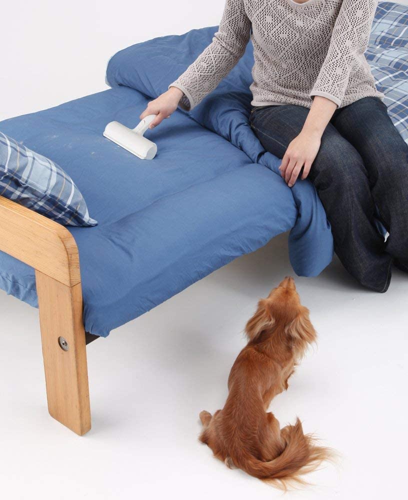 Lint Roller Dog Hair, Cat Hair, Pet Hair Remover - Easily Remove Pet Fur from Furniture, Carpets, Bedding, Clothing and more. – Safqqa Egypt