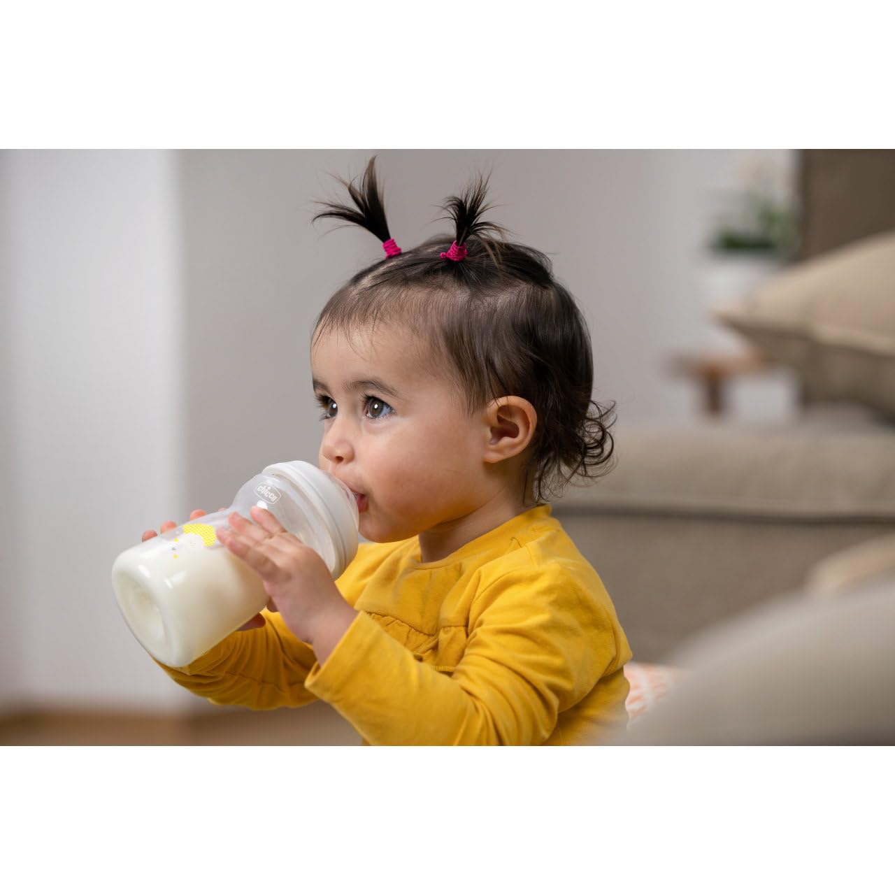 Chicco Naturalfeeling Bottle 330Ml Fast Flow 6M+ Silicone, NEUtral- Damage Box