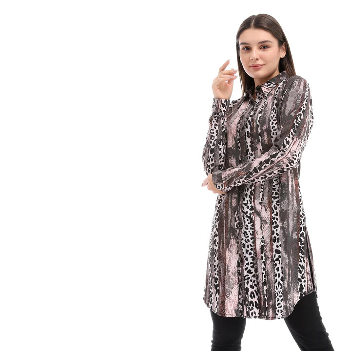 عززي خزانة ملابسك مع بلوزات أندورا بأكمام طويلة للنساء. صُممت مع مراعاة الأناقة والراحة، وتتميز بقصة جذابة وأكمام طويلة،