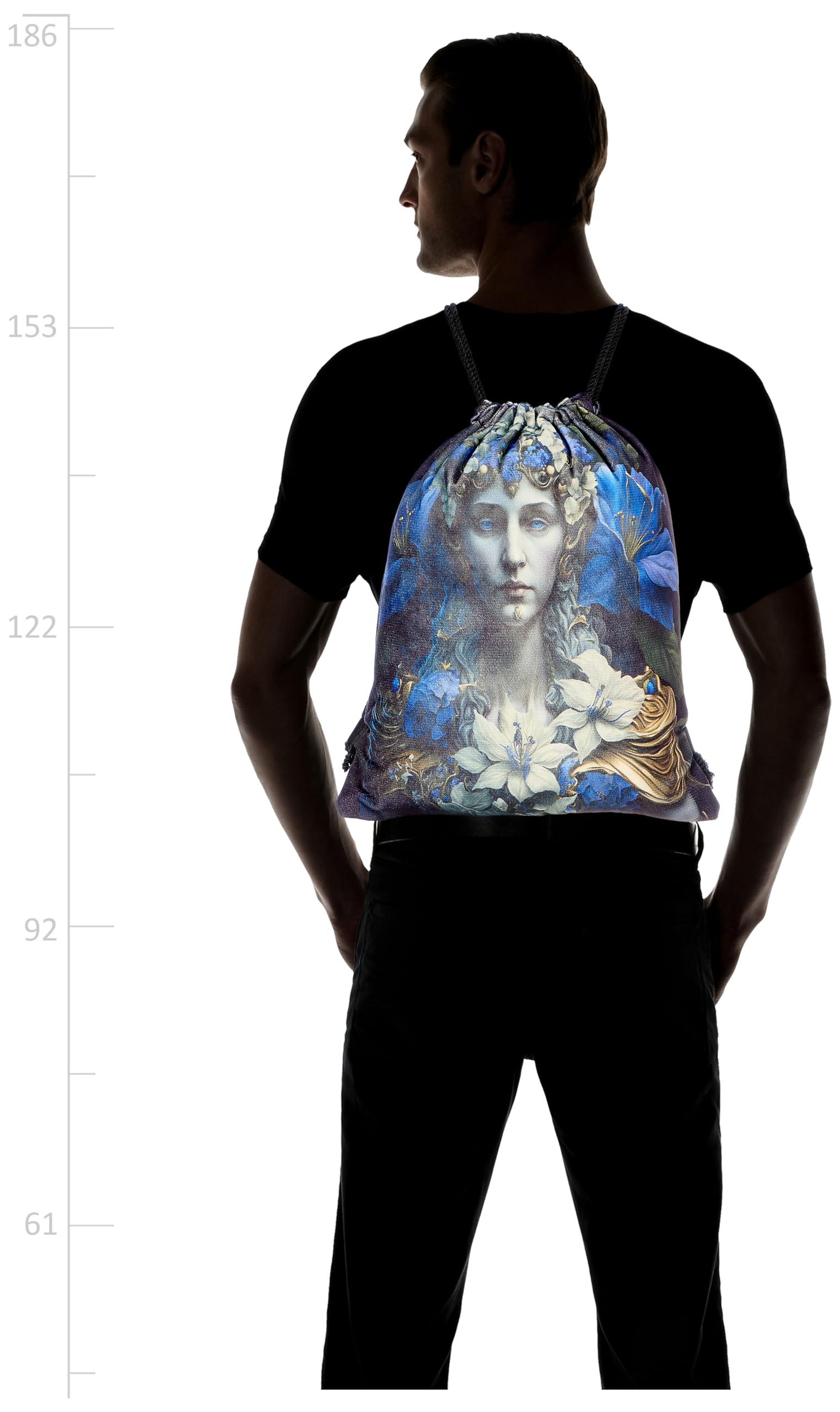 شنطة ظهر TAT موديل 636، كبيرة ومتعددة الألوان، مصممة لتجمع بين الأناقة والمتانة وسعة التخزين العملية