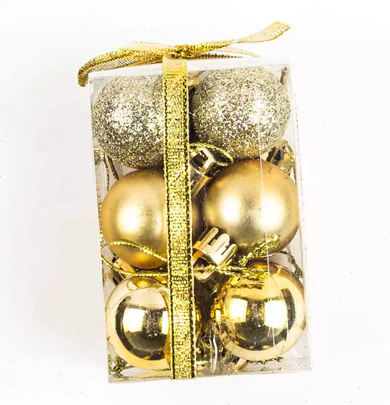 كرات زينة لتزيين شجرة الكريسماس هي إضافة جميلة ومبهجة لديكور العيد. مصنوعة من خامات خفيفة ومتينة