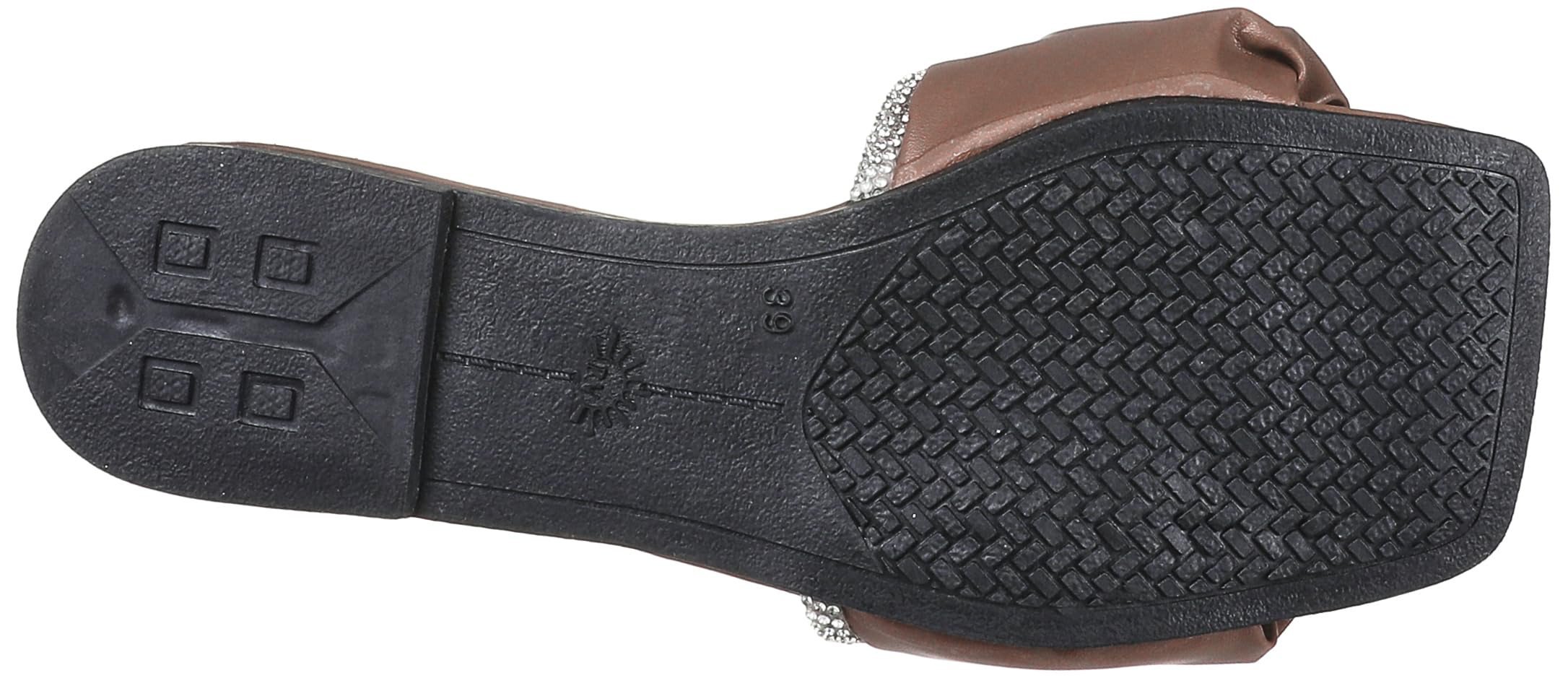 شبشب MADYOS للنساء هو حذاء مريح ومتعدد الاستخدامات، مناسب للاستخدام اليومي