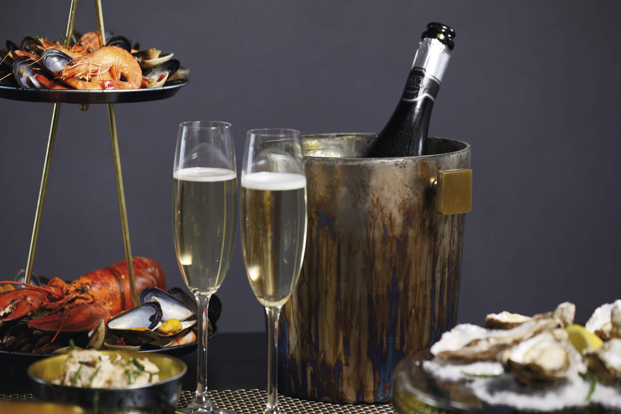ARTESÀ Serving Platter with Tapas Dishes in Gift Box, Galvanised Steel, Metallic Blue/Brass