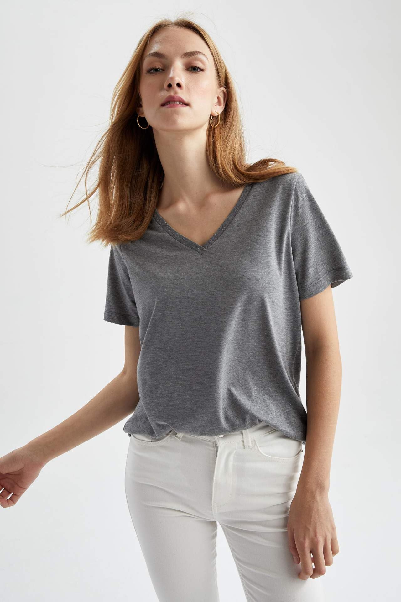 DeFacto Glittery Scoop V-Neck Short Sleeve Basic T-Shirts for Women - Safqqa Egypt