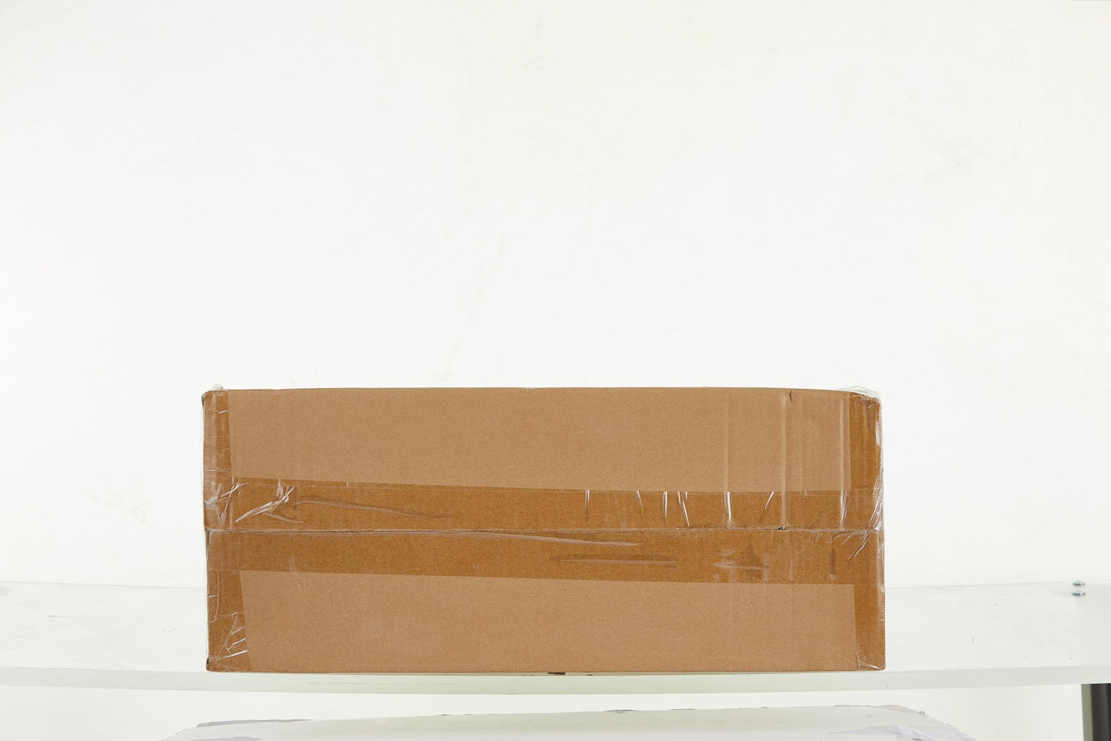  طاولة العمل من كلاين 8637 بتصميم بوش لعبة تعليمية رائعة تُحفّز الإبداع والتعلّم العملي للأطفال من عمر 3 سنوات فما فوق