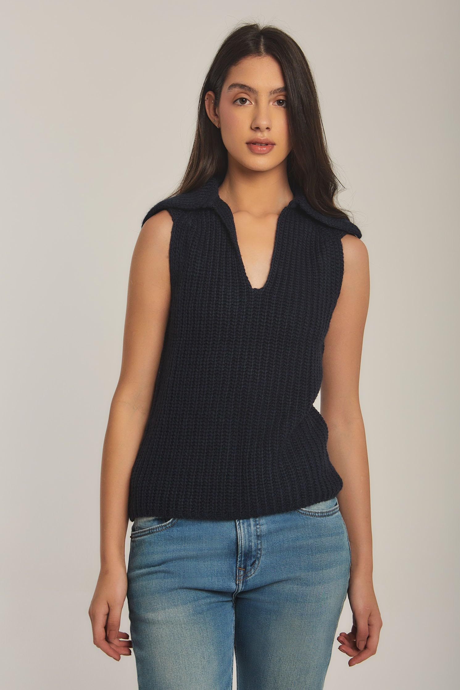 DARE Dalydress Women's Fancy Knitted Vest With Collar - Safqqa Egypt