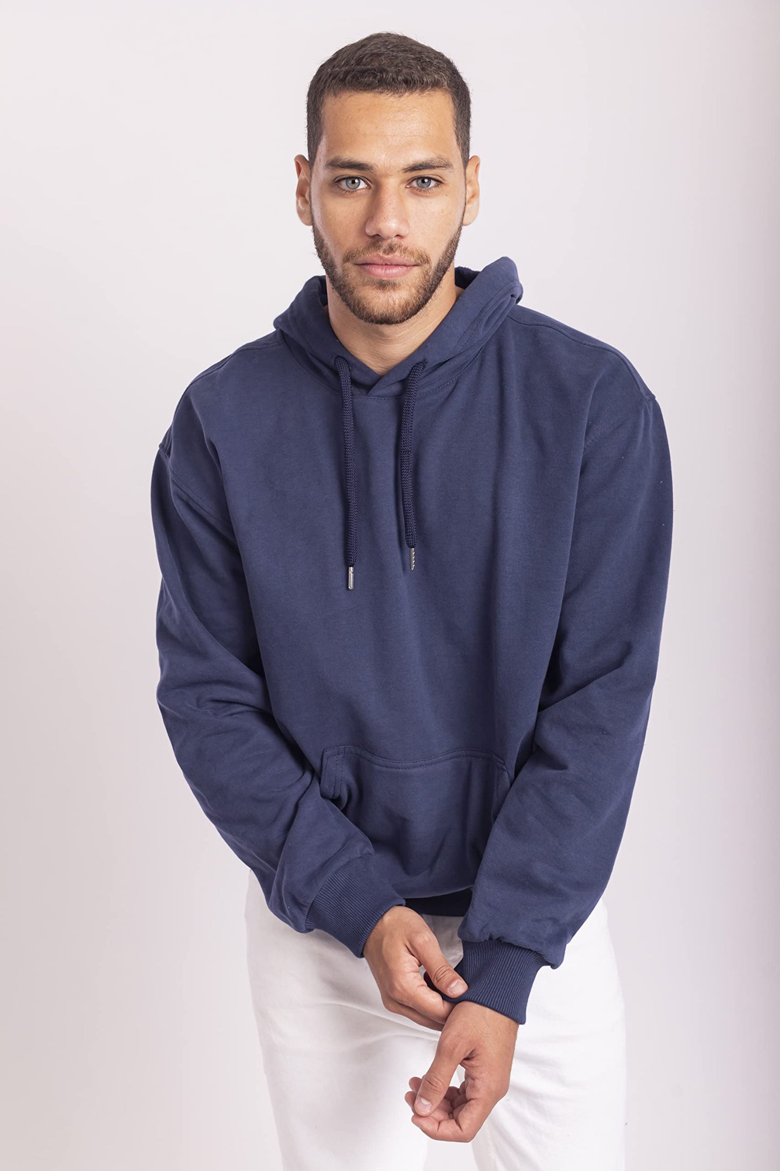 سويتشيرت واسع للجنسين من ZE بقبعة