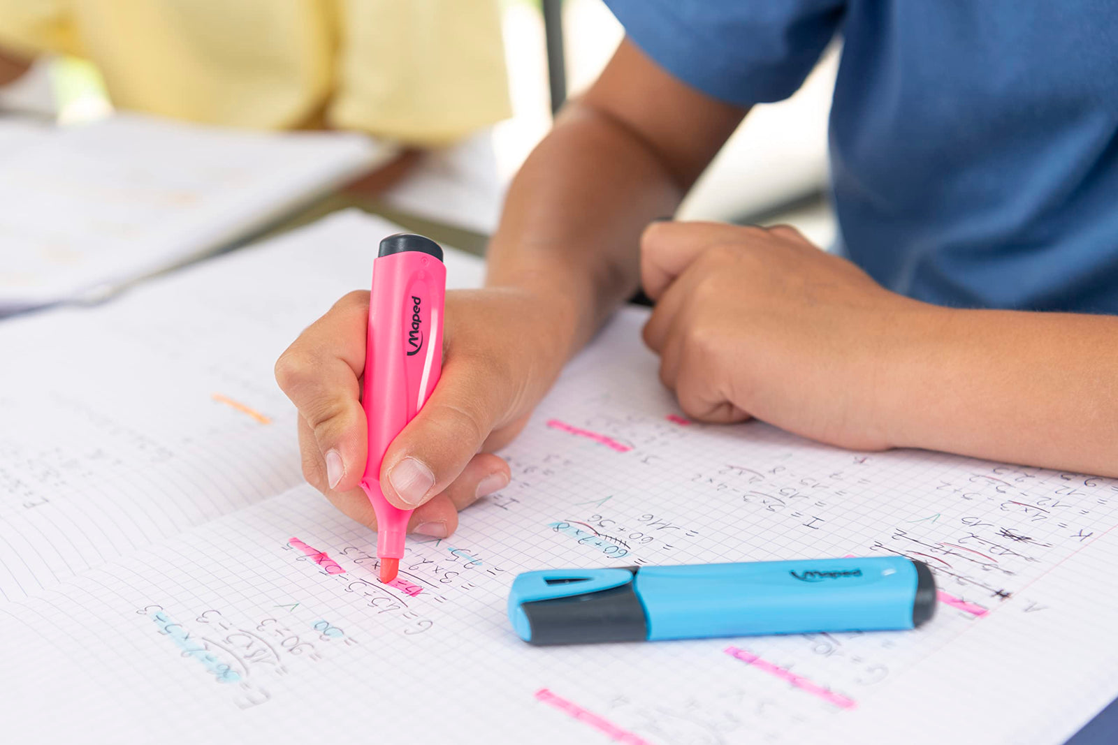 أقلام تمييز Maped Fluo Peps كلاسيك – ألوان متنوعة، عبوة 6 قطع