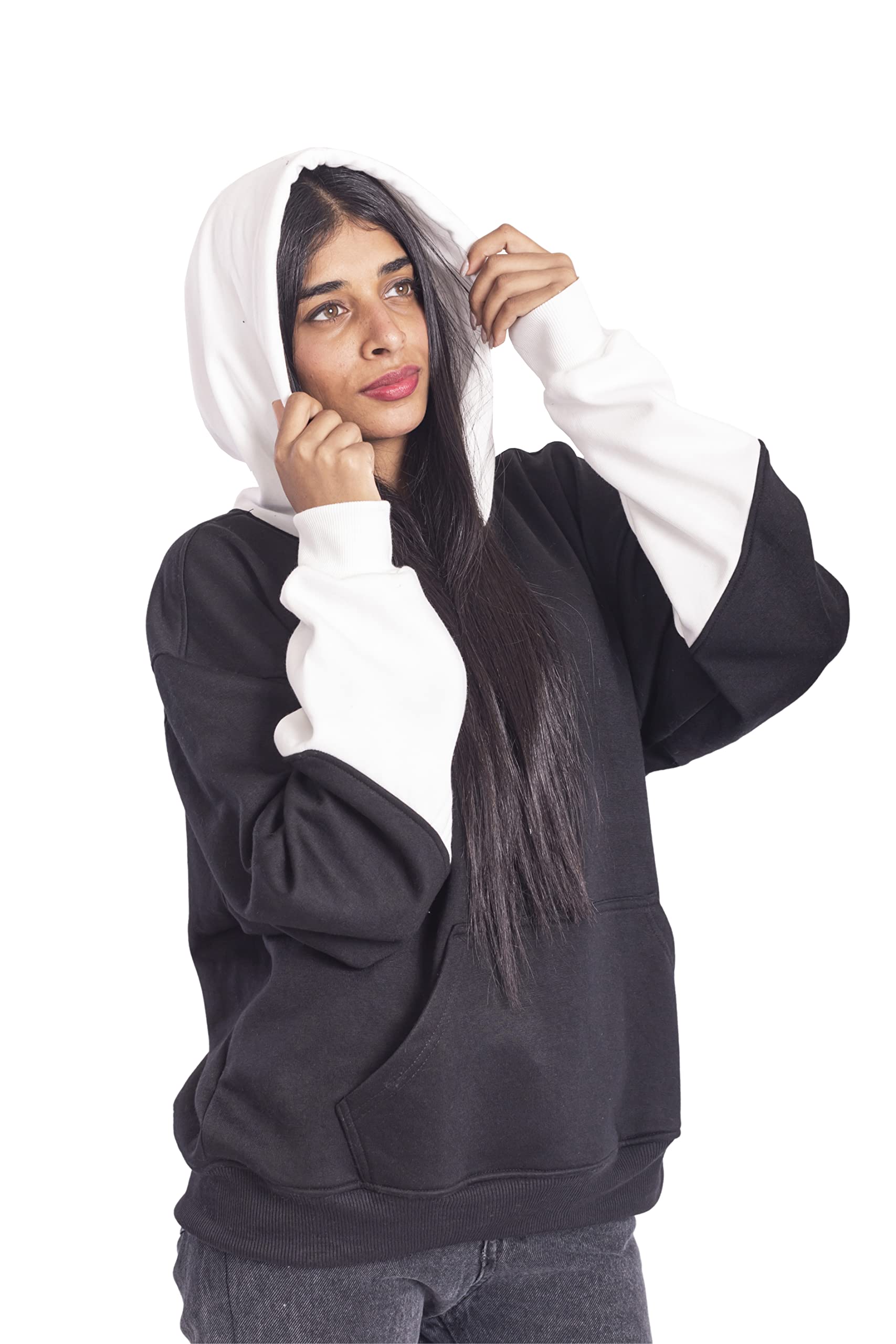 هودي أوفر سايز للجنسين بتصميم كاجوال عصري من ZE