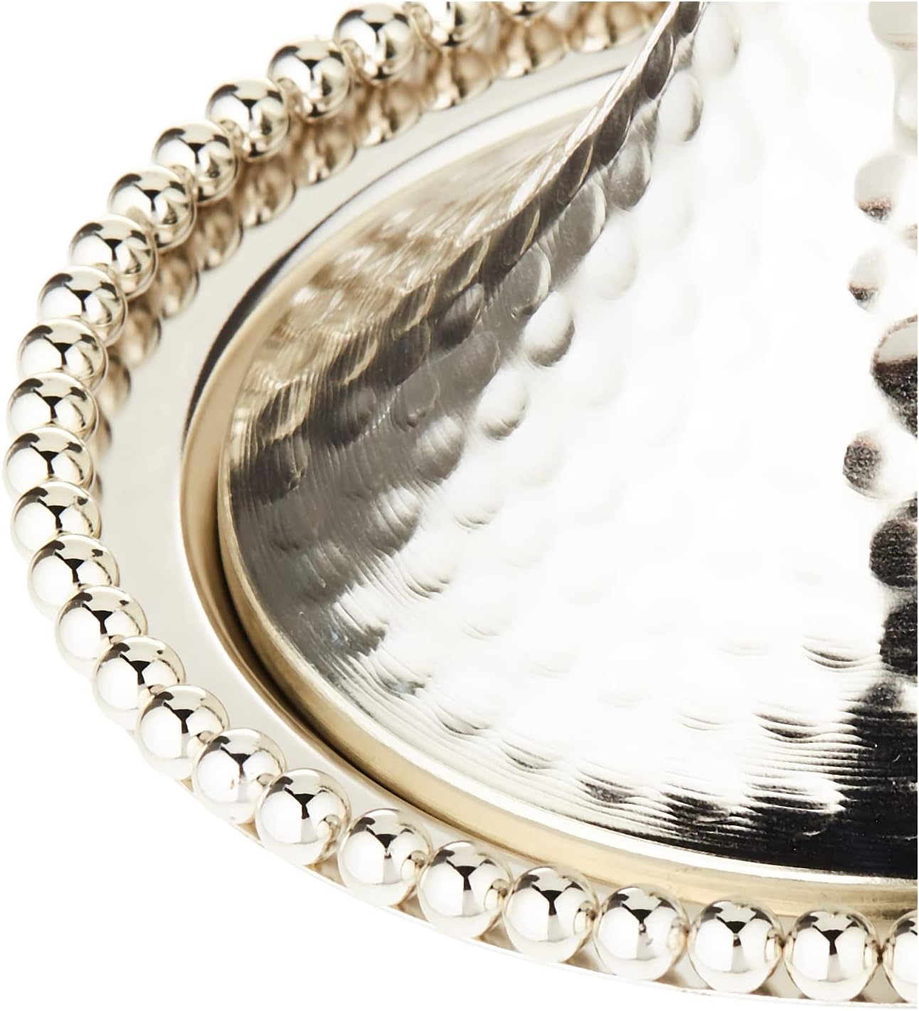 مجموعة أوعية للتمور من فايج مصنوعة من الفولاذ المقاوم للصدأ، مصممة لتقديم التمور والمكسرات أو الوجبات الخفيفة بطريقة أنيقة. يبلغ قطر كل وعاء ١٦ سم،