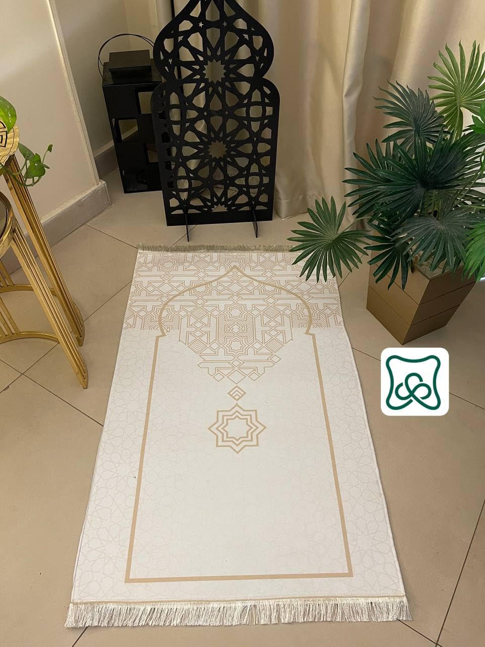 Large prayer mat, imported velvet.