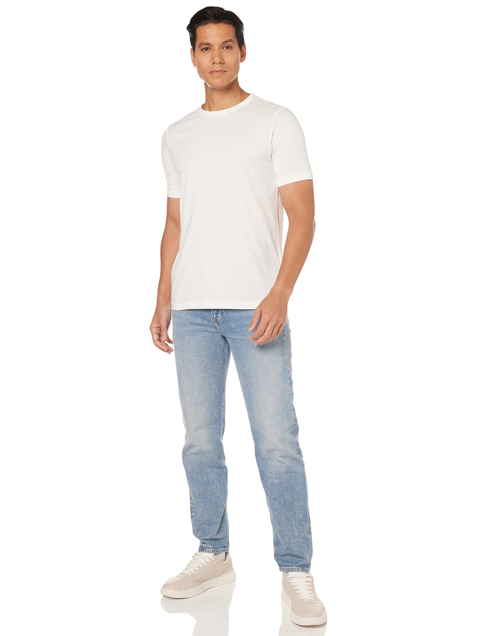 تيشيرت رجالي سادة بقصة عادية – أناقة يومية مريحة