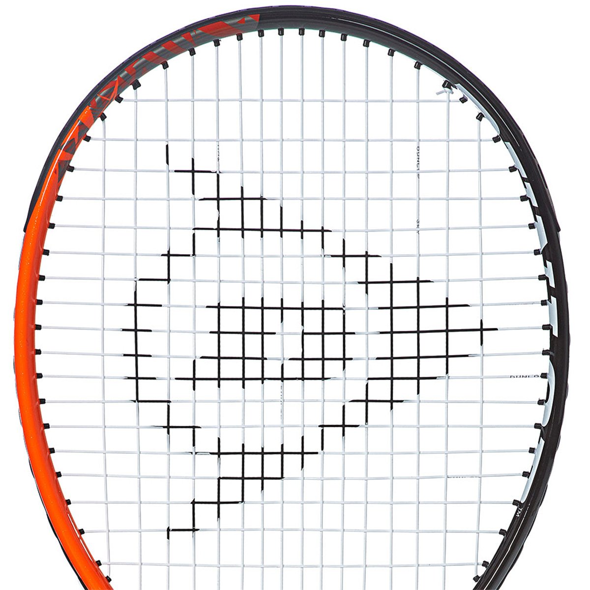 مضرب التنس دنلوب فورس كومب للاعبين الذين يبحثون عن القوة والدقة والتحكم في كل ضربة. مصنوع من مادة الجرافيت المركّبة عالية الجودة التي توفر توازنًا مثاليًا بين المتانة والمرونة