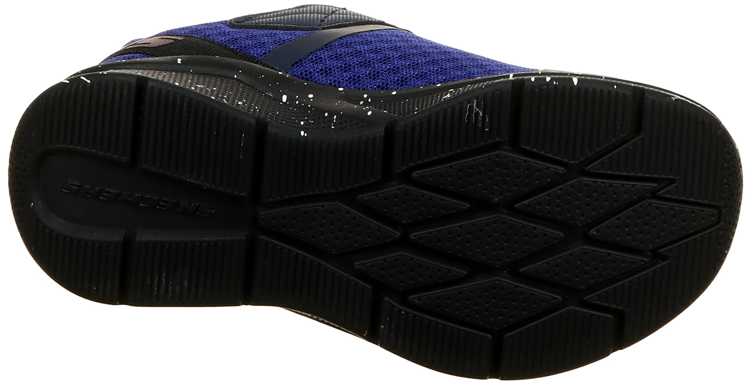  أحذية سكتشرز للأولاد  نعل مطاطي مرن يوفر ثباتاً ممتازاً بطانة مريحة توفر دعماً طوال اليوم