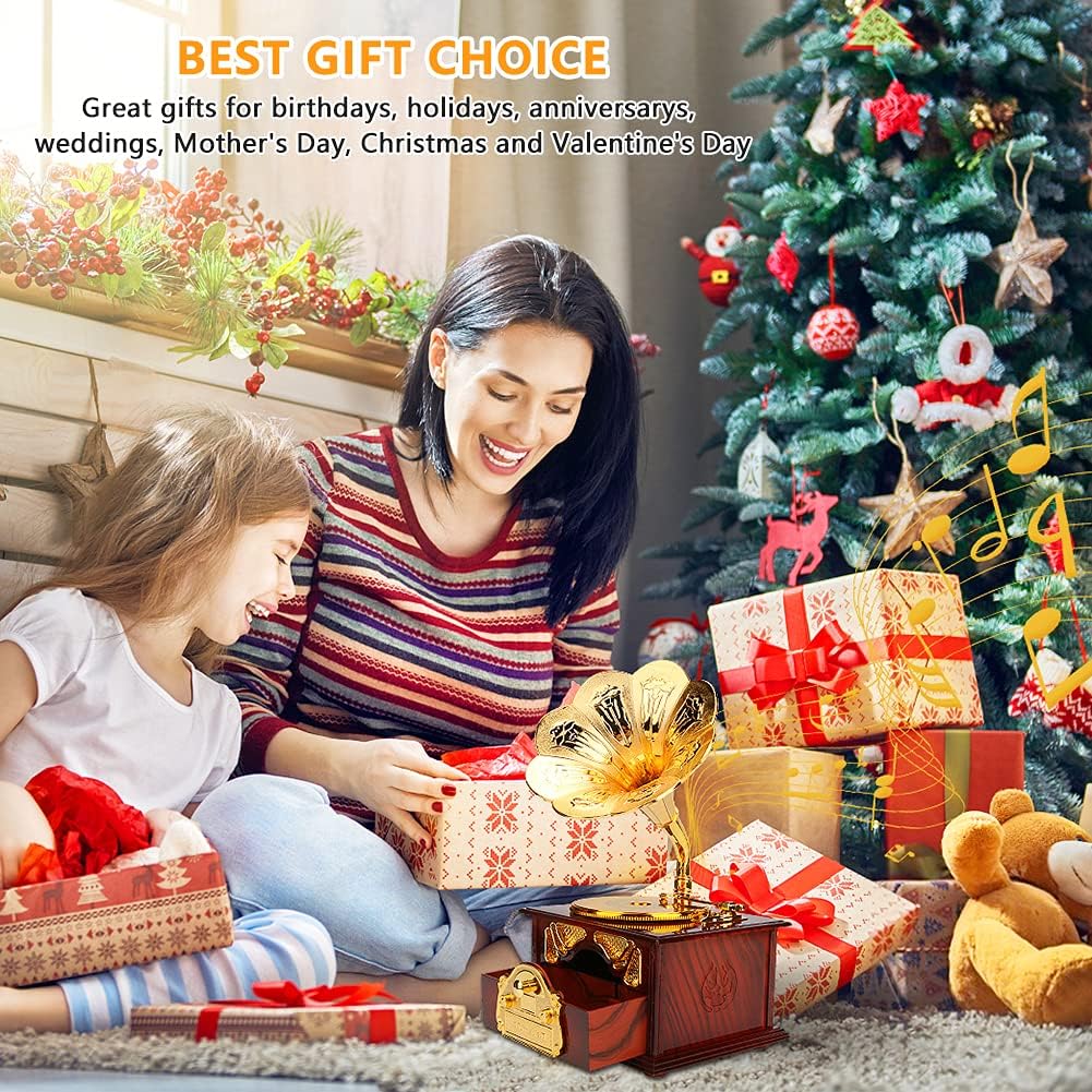 صندوق موسيقى عتيق من Mystery على شكل جراموفون يتميز بتصميم كلاسيكي أنيق يجمع بين الفخامة والحنين إلى الماضي. يعمل بآلية ميكانيكية تعزف لحنًا جميلًا عند تدويره، مما يضيف جوًا دافئًا ومميزًا لأي مكان