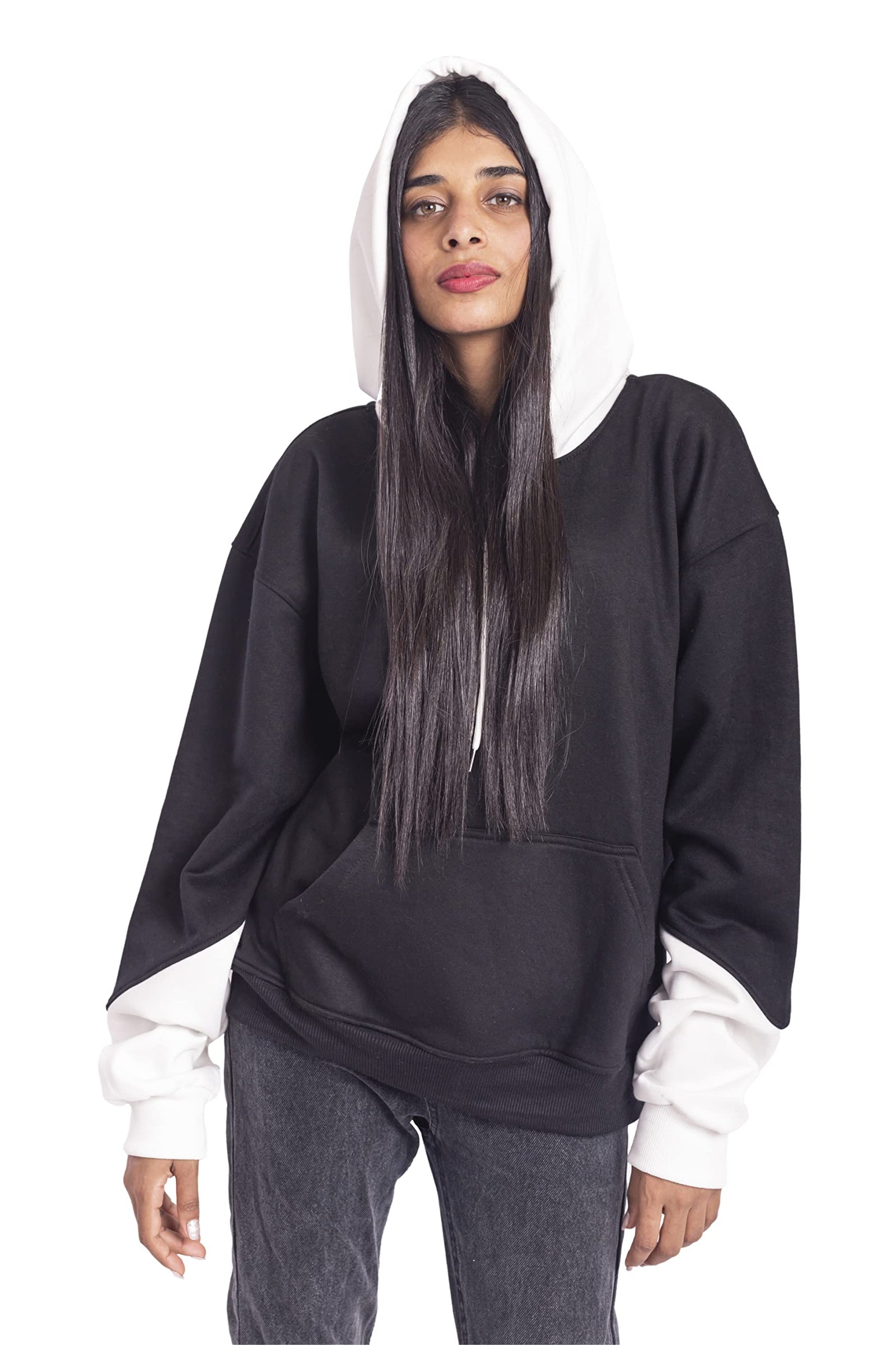 هودي أوفر سايز للجنسين بتصميم كاجوال عصري من ZE