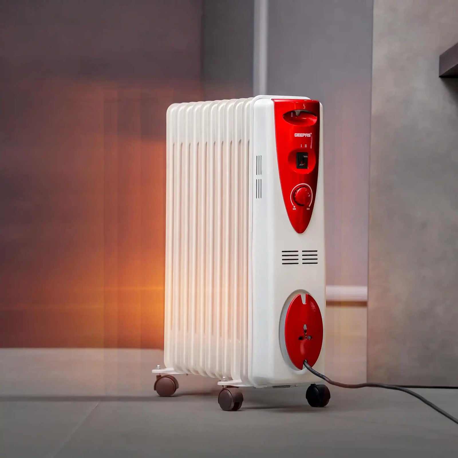 دفاية زيتية من جيباس بعدة زعانف – 2000 واط (يوجد خبطة من الجنب )