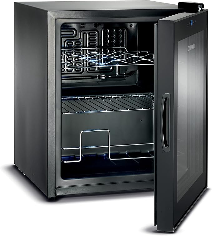 ثلاجة تبريد مشروبات من ماركة كينوود موديل BCM12.000BK تسع 12 زجاجة لون أسود بحالة بها خدوش وبدون علبة – Safqqa Egypt