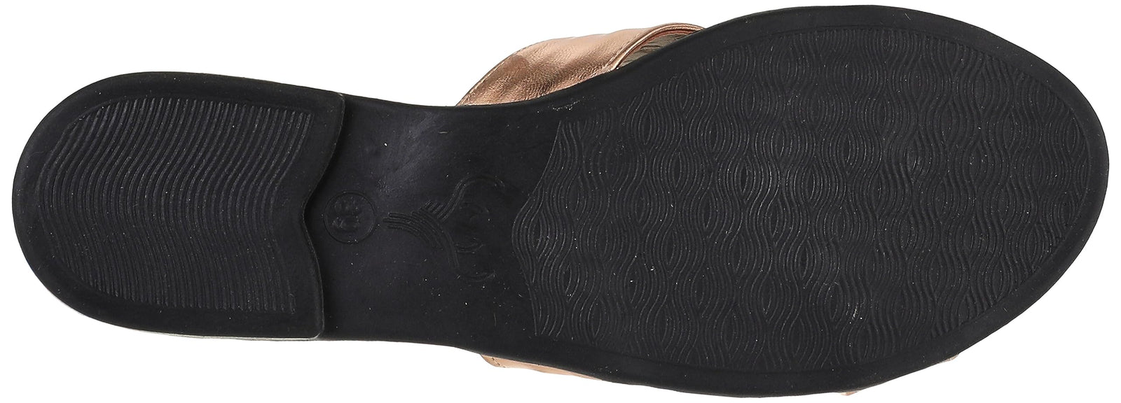 شبشب SWAY للنساء تجمع بين الراحة والأناقة للاستخدام اليومي. تصميمها مزود بنعل داخلي ناعم وخفيف الوزن يوفر راحة طوال اليوم