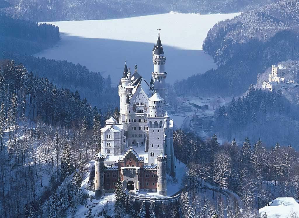 Tomax Puzzles The Castle of Neuschwanstein