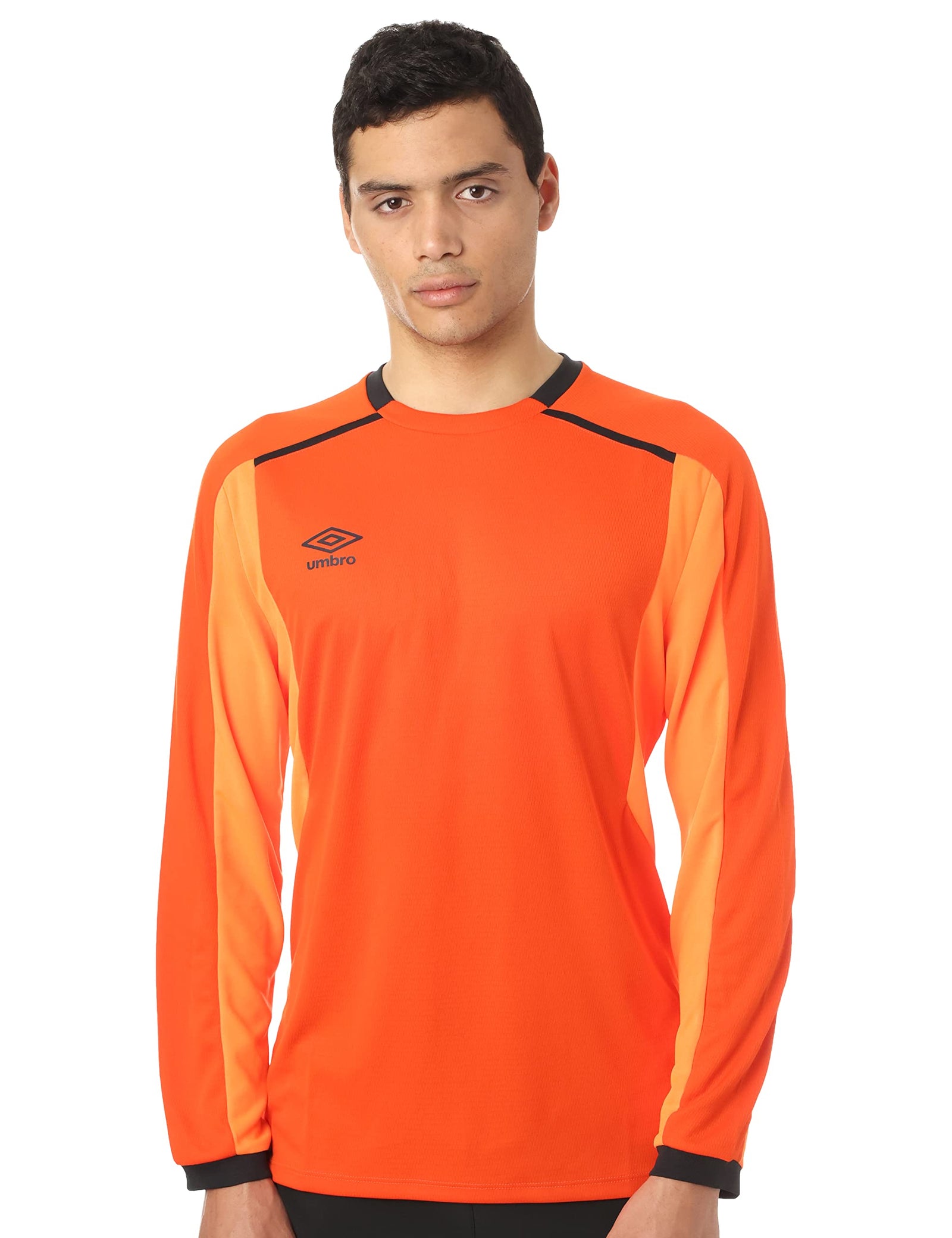 Umbro Two-Tone Contrast Trim Front Logo Print Long Sleeves Soccer T-shirt for Men