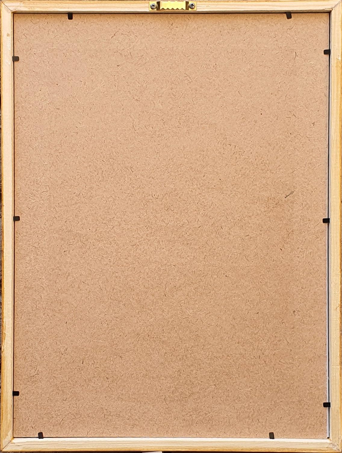 إطار حائط حديث من داكلي (تصميم متاهة) بحجم 20 × 25 سم، يضيف لمسة عصرية لأي غرفة. يتميز بتصميم إبداعي على شكل متاهة، ليكون قطعة ديكور أنيقة وفريدة في الوقت نفسه