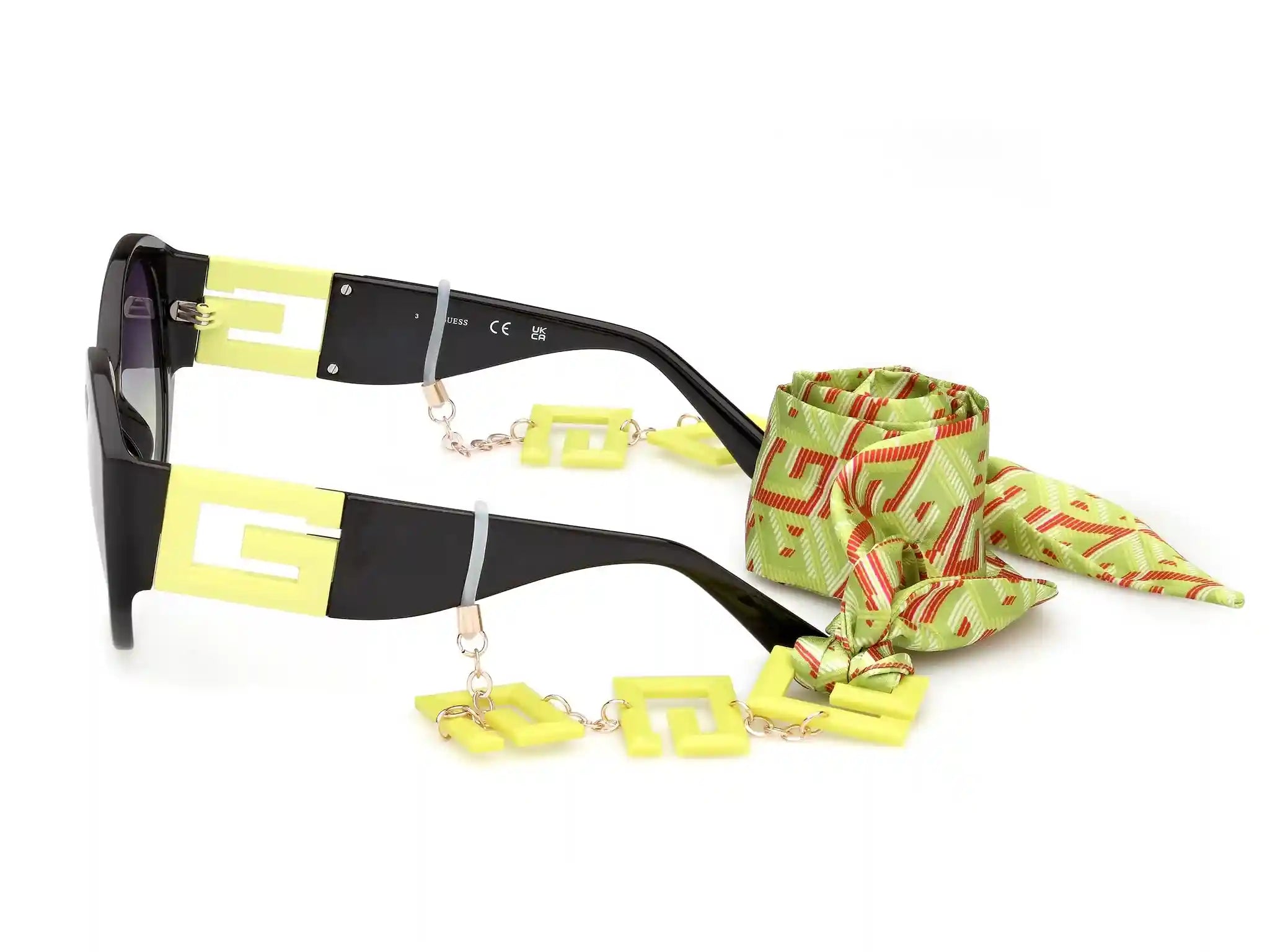 GUESS Sunglasses For Uniex High-quality frame and lenses