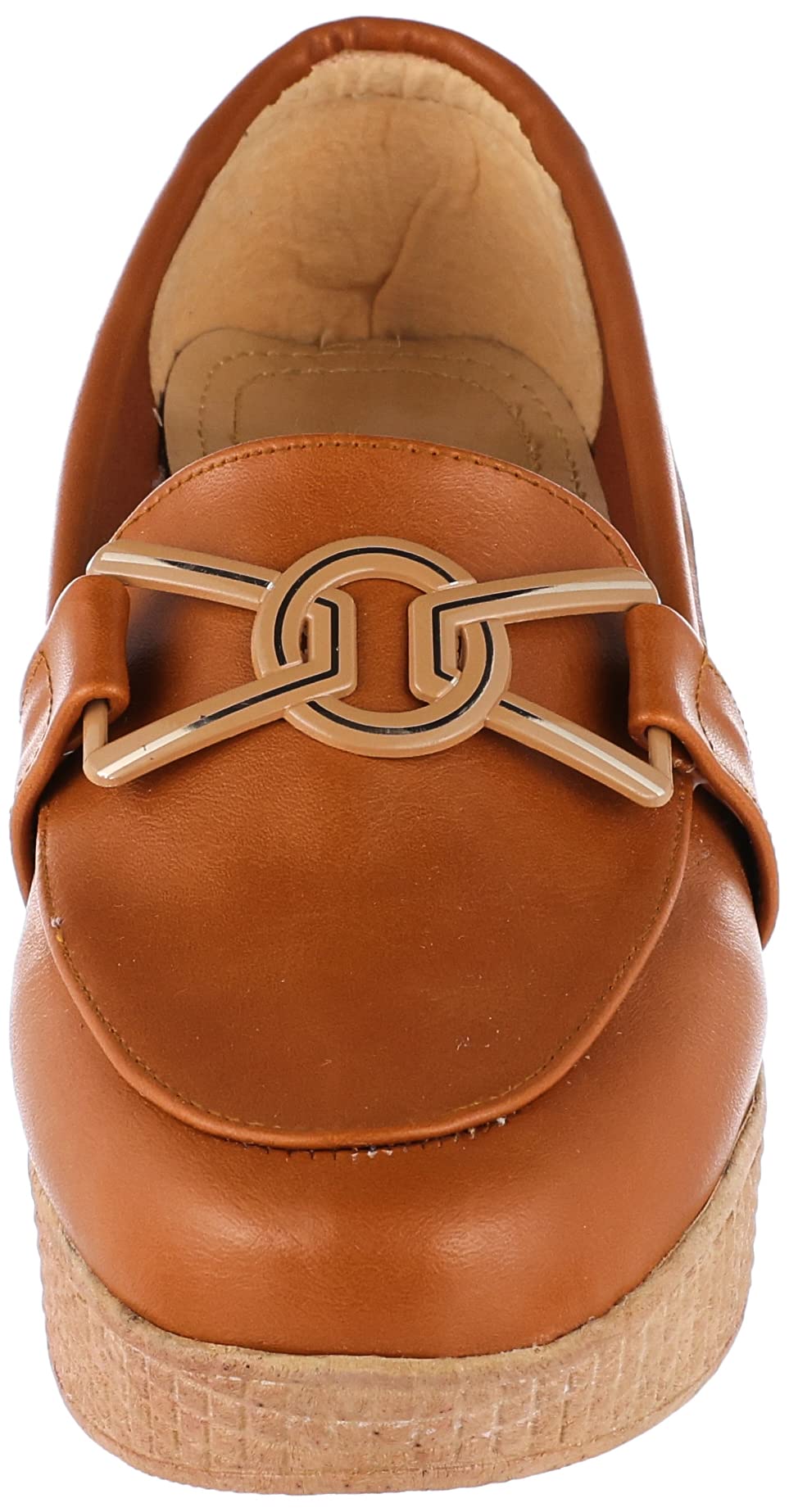 أحذية SWAY للنساء تجمع بين الأناقة والراحة والمتانة للاستخدام اليومي. تصميمها مزود بنعل داعم ومصنوعة من مواد عالية الجودة لتوفير راحة طوال اليوم 