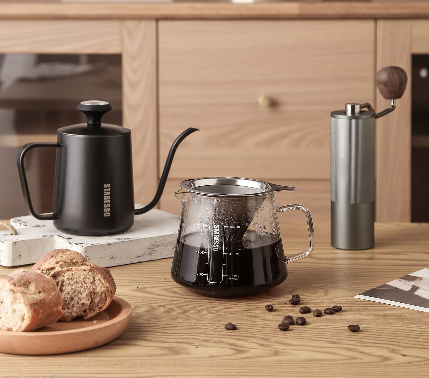 غلاية قهوة يدوية من ستاريسو بسعة 550 مل من الستانلس ستيل مع فوهة دقيقة وترمومتر – خدوش طفيفة وعلبة تالفة