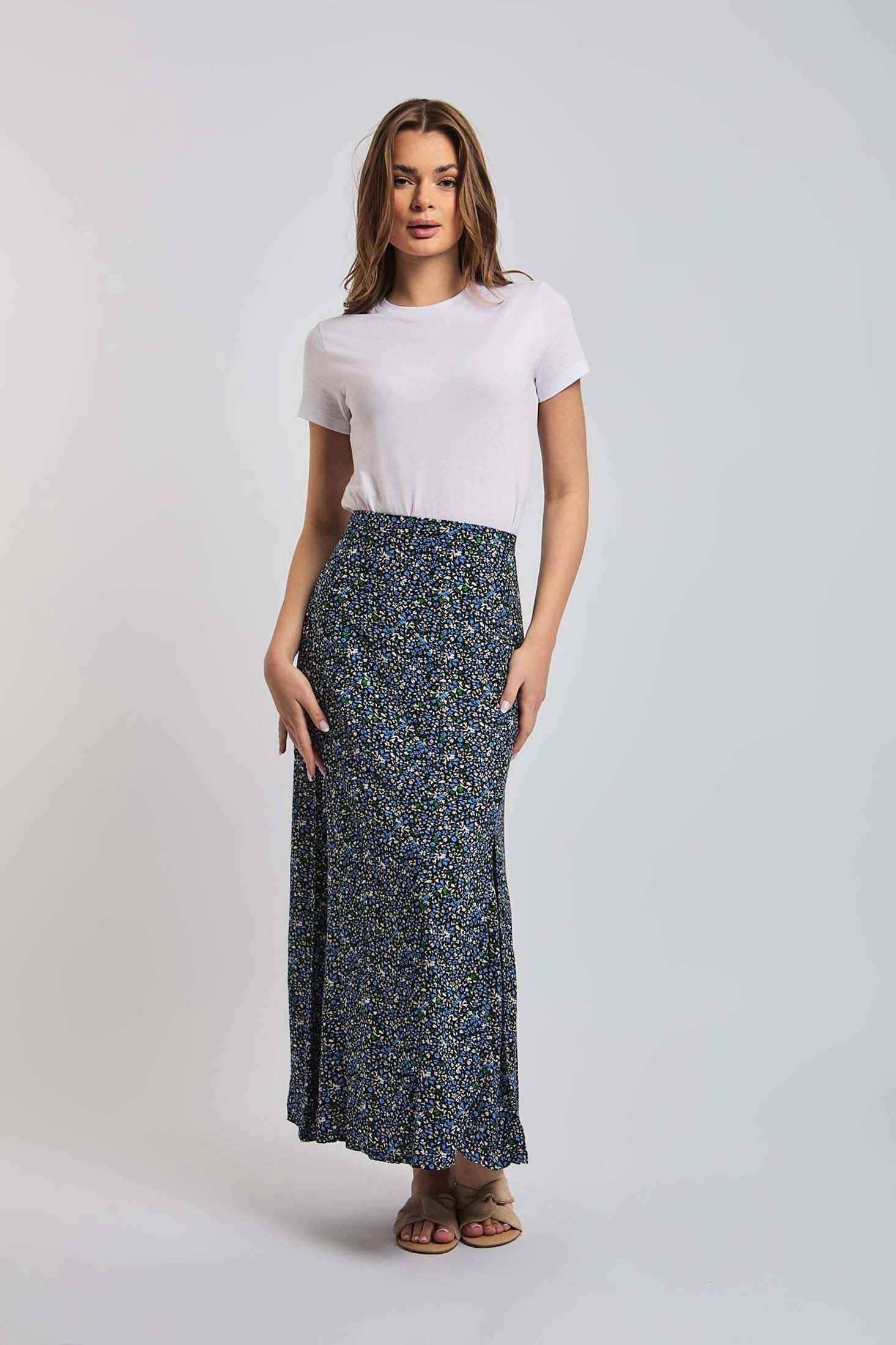 Premoda Womens Solid Cropped T-Shirt With Short Sleeves PRWxx004636 Modern - Safqqa Egypt