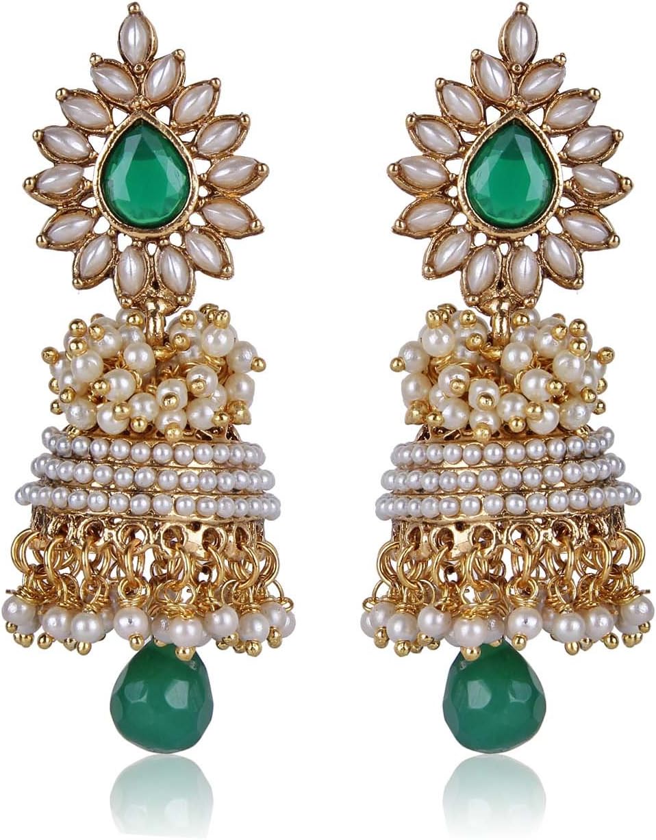 أقراط نسائية من شينينغ ديفا، إكسسوار أنيق وعصري يضيف لمسة جمال لأي إطلالة. مصممة بعناية لتضفي لمعاناً ورقيّاً، ومناسبة للحفلات والمناسبات الخاصة أو الاستخدام اليومي.