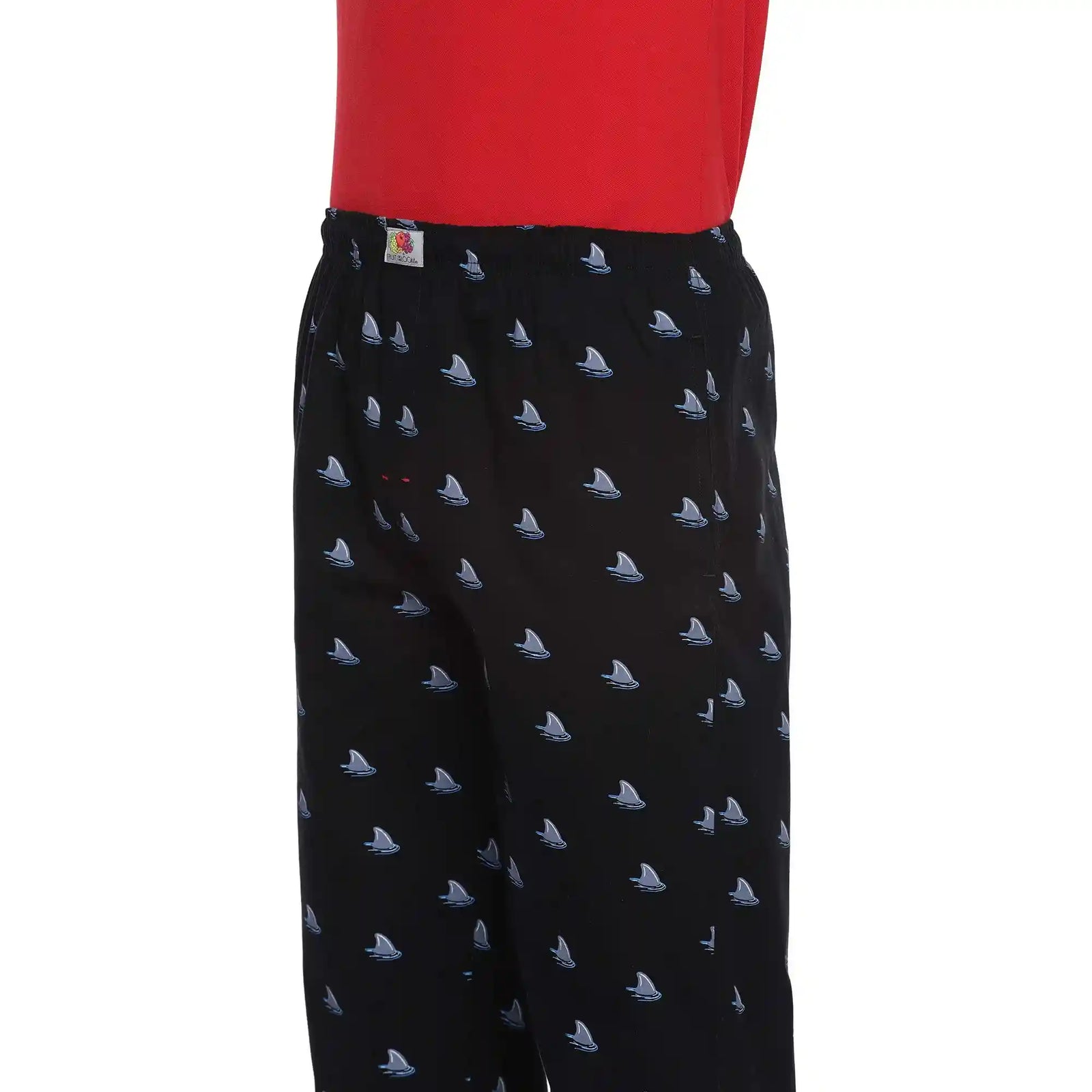 استمتع بالراحة مع بنطلون بيجاما Fruit of the Loom للرجال. مصنوع من قماش ناعم وقابل للتنفس، يوفر هذا البنطلون راحة طوال اليوم سواء للنوم أو الاسترخاء في المنزل