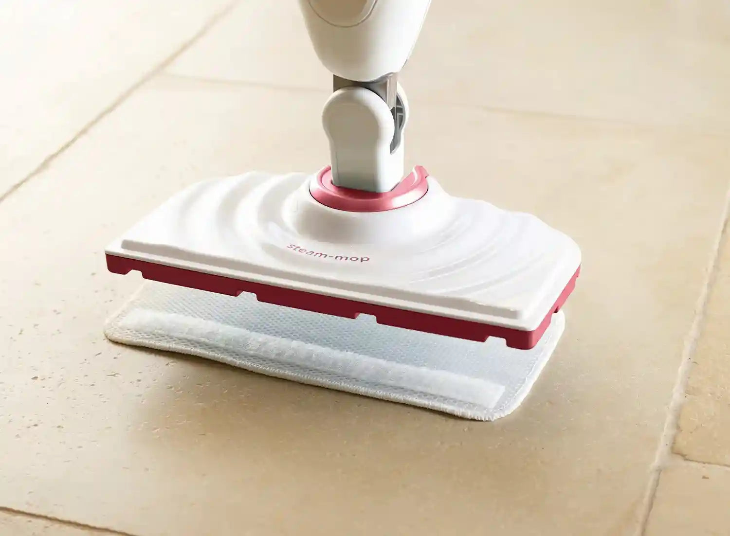 Black&Decker Steam-Mop With 3 Accessories, 1600W - Safqqa Egypt