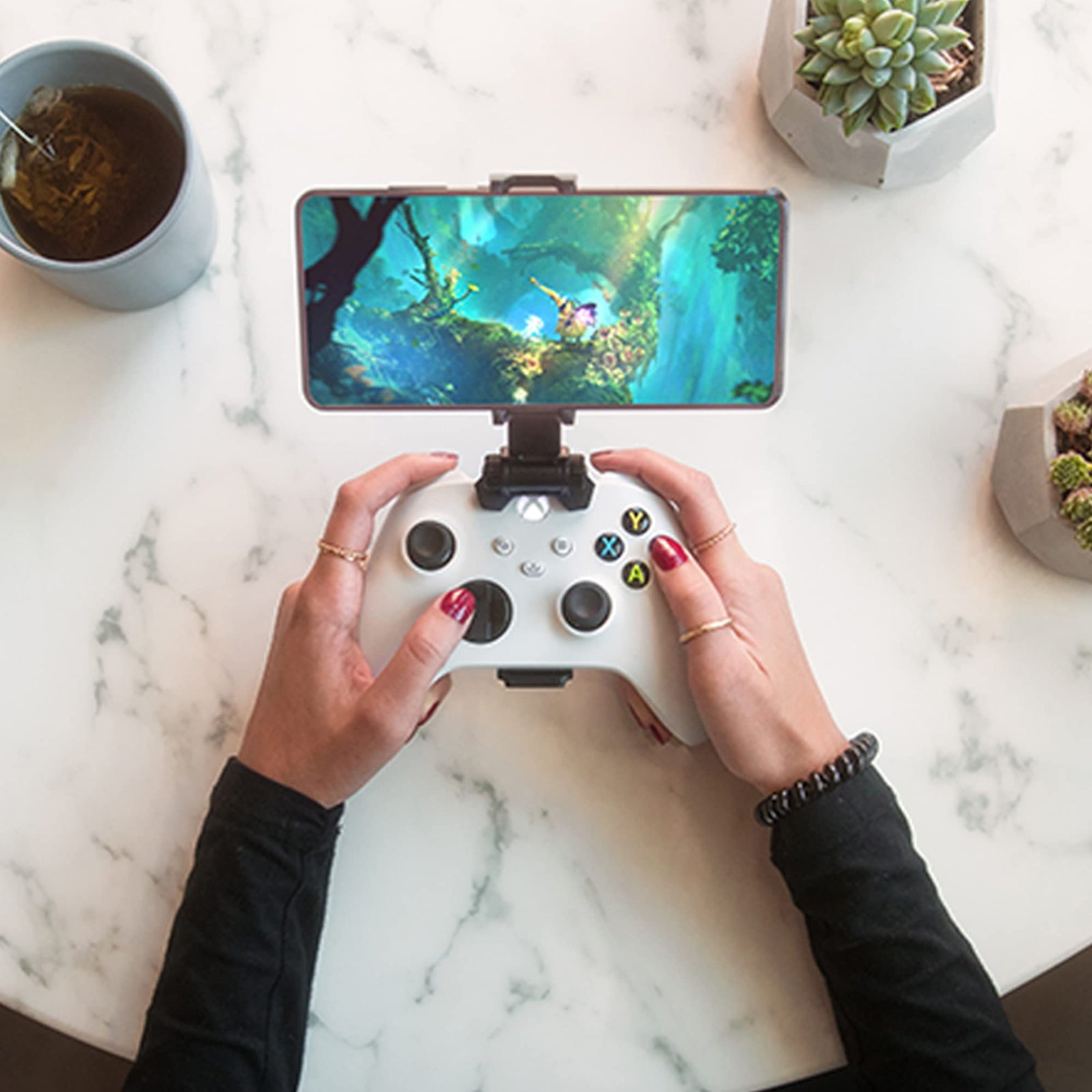 وحدة تحكم Xbox اللاسلكية – أبيض روبوت