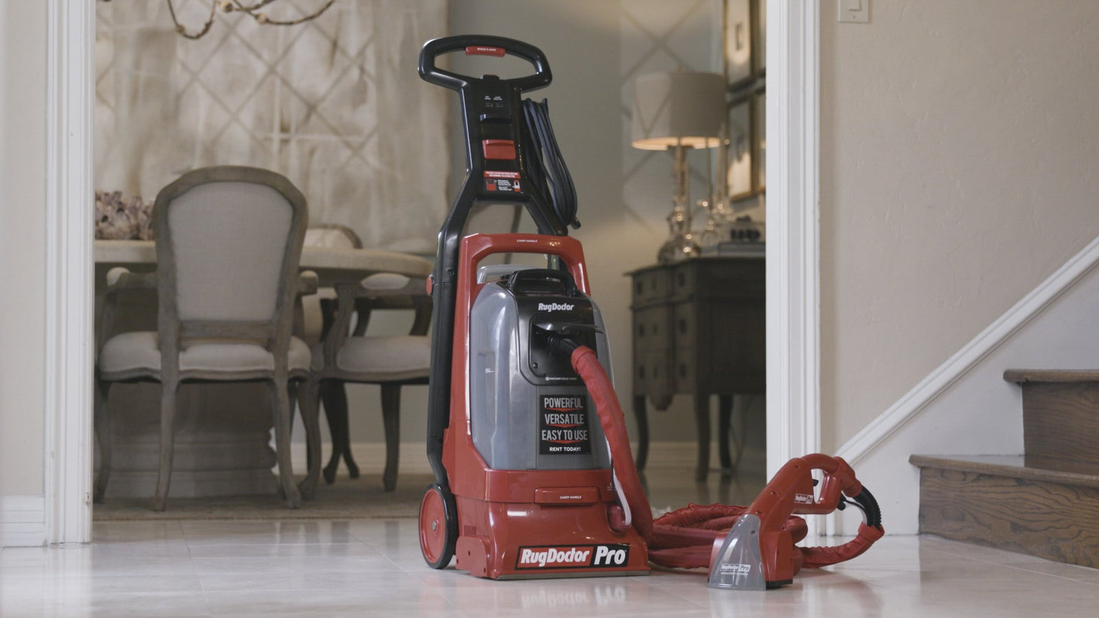 ملحق تنظيف الأرائك Rug Doctor Pro – فرشاة مزدوجة بمحرك 