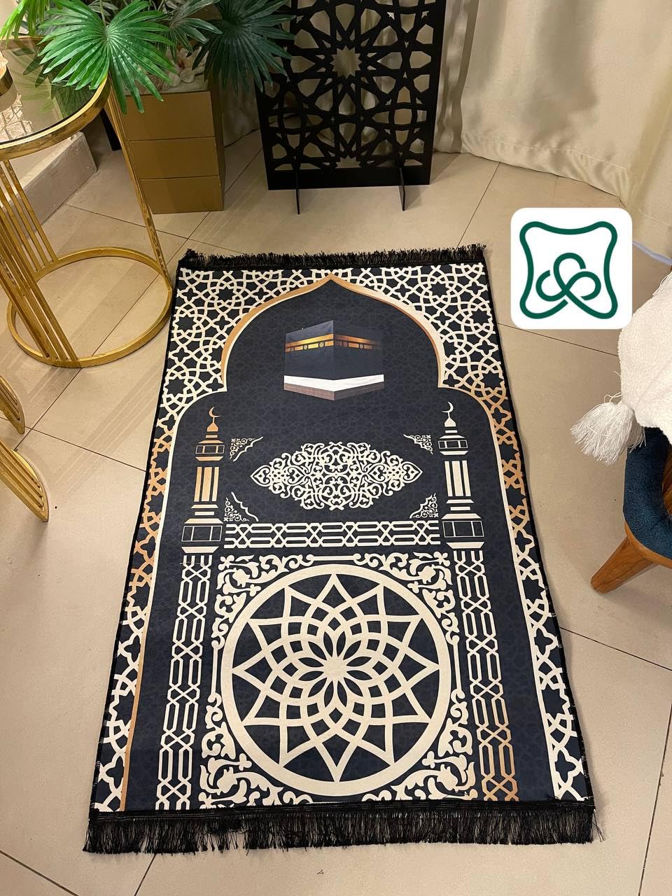 Large prayer mat, imported velvet.