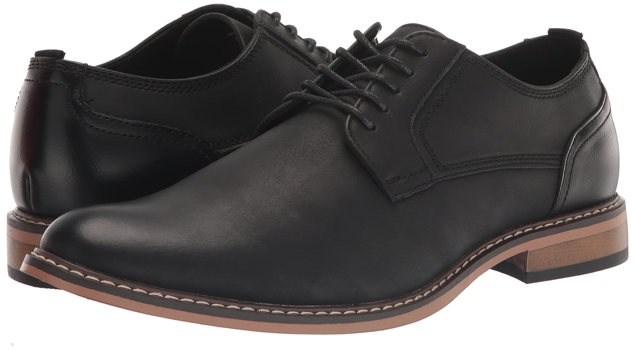  أحذية ستيف مادن للرجال  تصميم مريح يسمح بتهوية القدم تصميم عصري بتفاصيل دقيقة وأنيقة