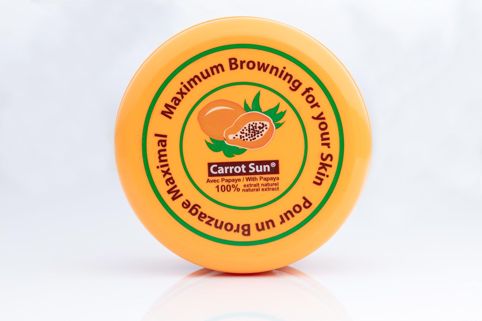 كريم التسمير Carrot Sun بنكهة البابايا مصمم لمساعدتك على الحصول على تسمير عميق ومشرق مع تغذية وحماية البشرة.