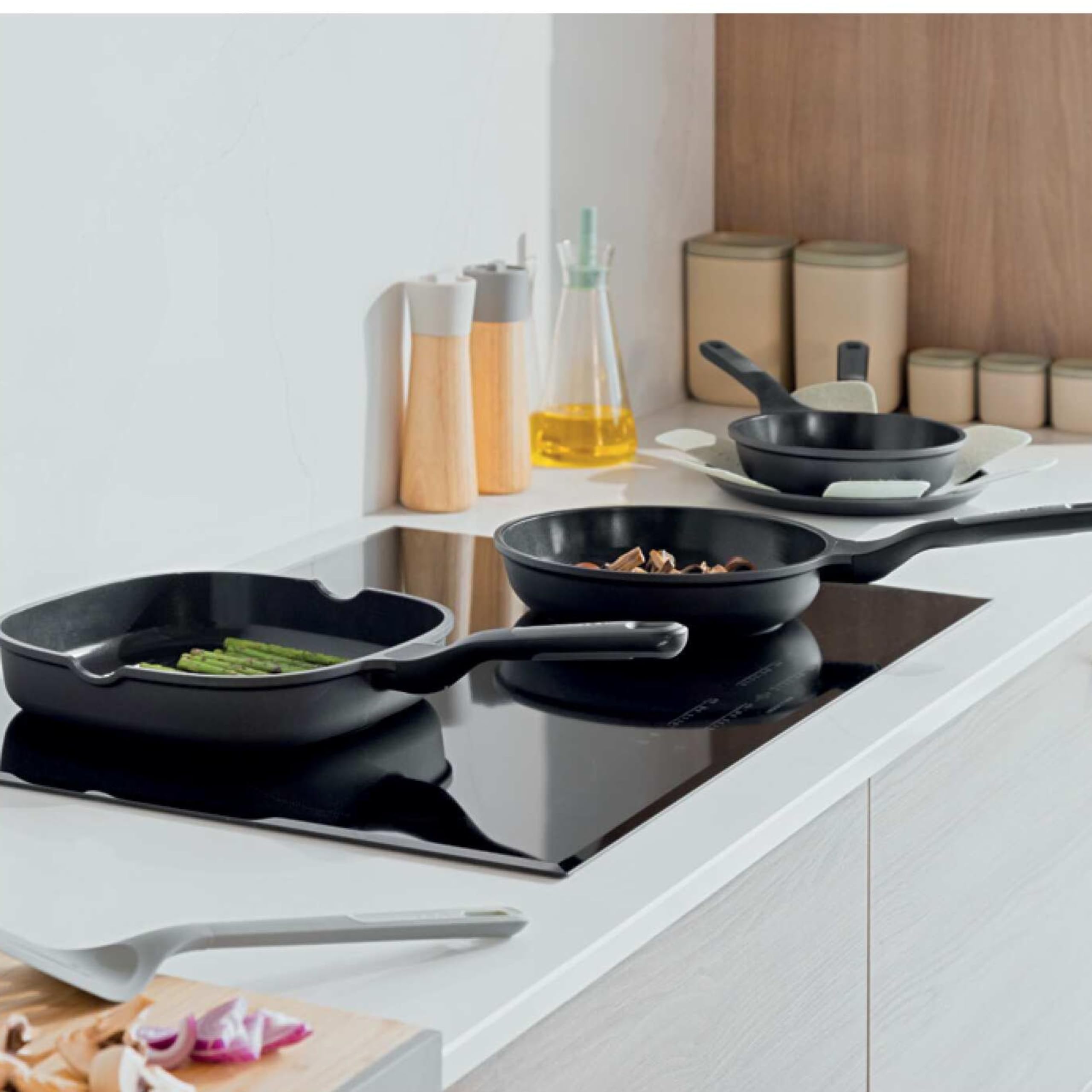 Berghoff Leo Stone+ Ceramic Nonstick Specialty Pan Set with Turner – 5 Pieces