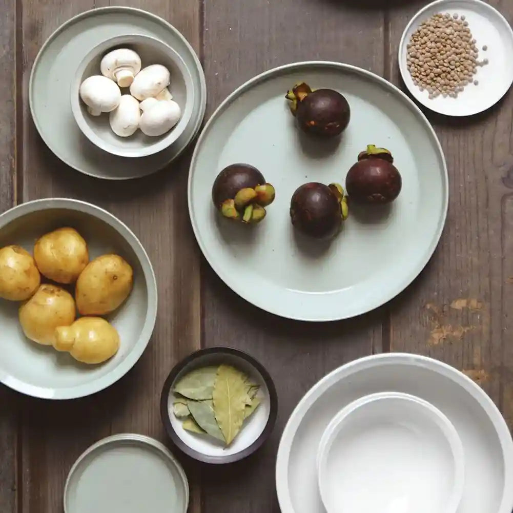 KINTO Rim Plate – White, 240mm (Set of 2) – Safqqa Egypt