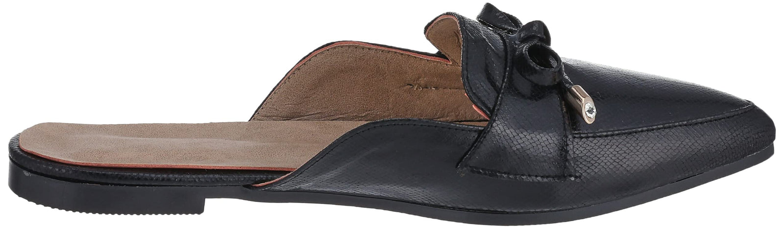 SWAY Loafer Flats Leather Slipper For Women,Slip-on loafer design for easy and quick wearing.