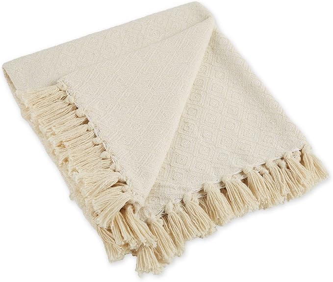 DII Woven Blanket Measuring , Size 50x60 Made from soft woven materials – Safqqa Egypt