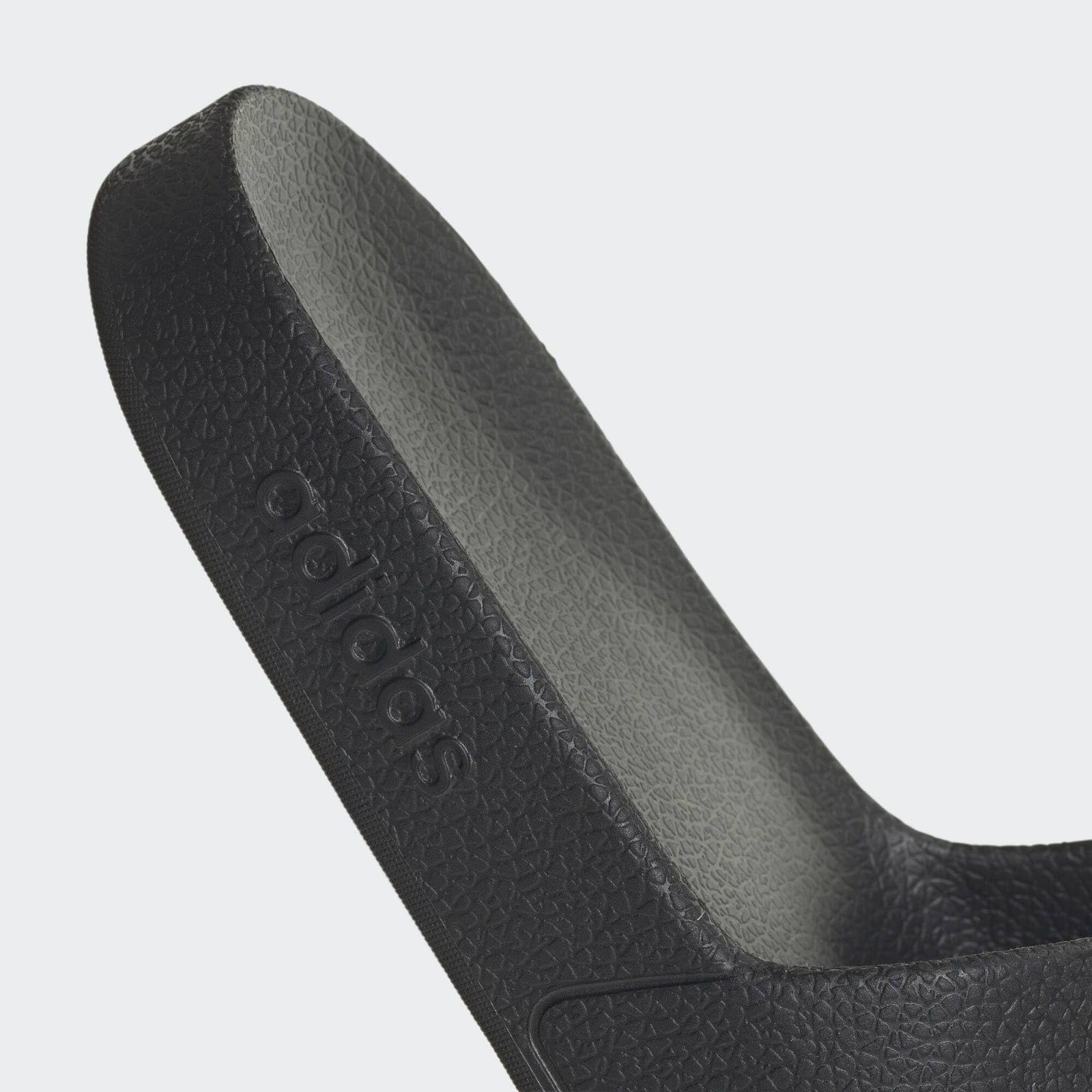 adidas Slipper For Mens