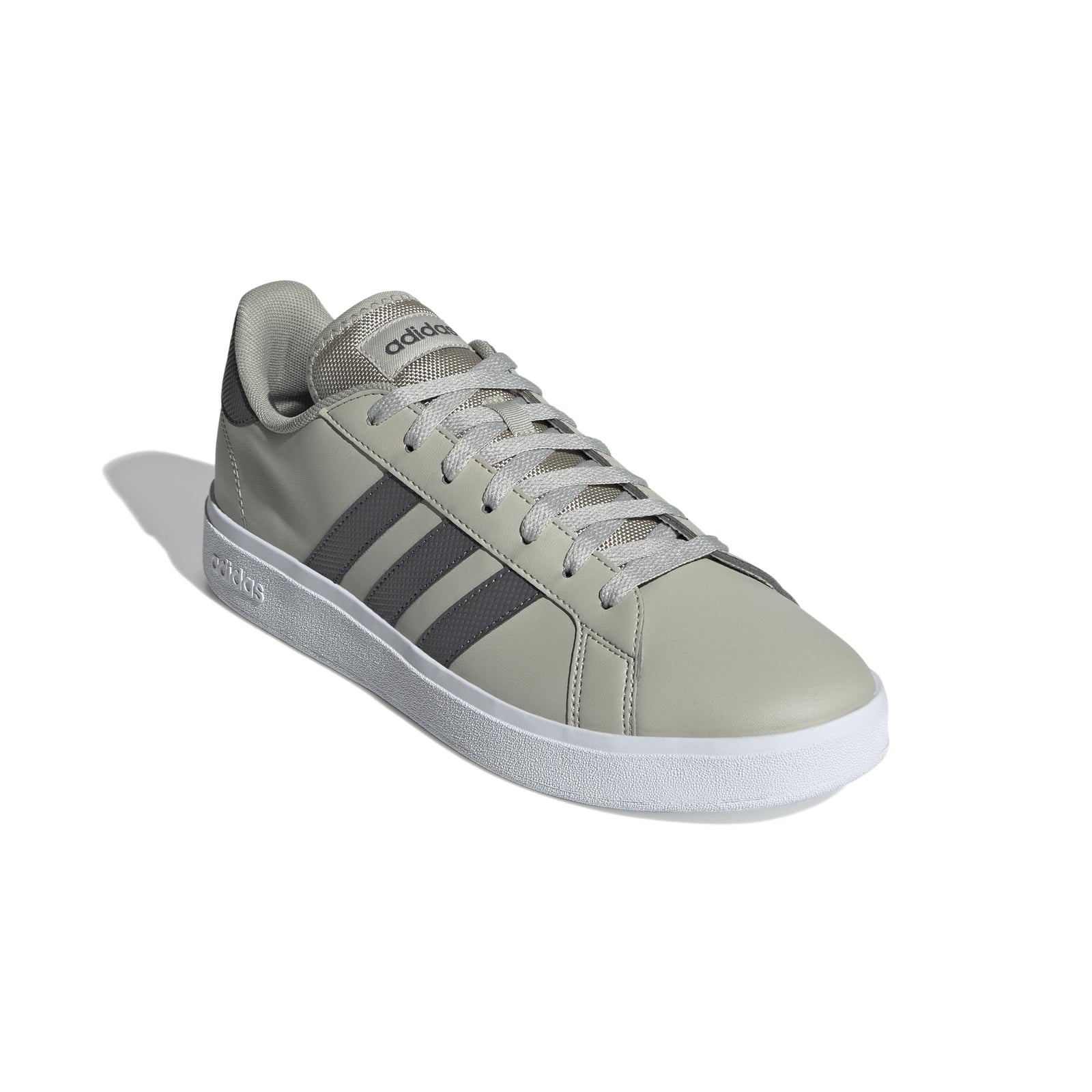 adidas MEN Shoes - Damage Box