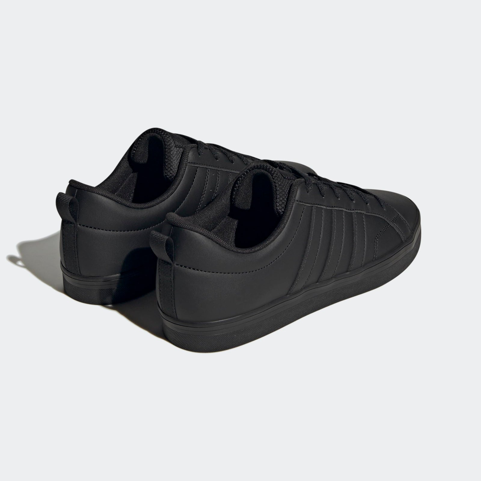 adidas mens VS PACE 2.0 Sneakers