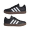 حذاء من Adidas للأولاد، المصمم لدعم أقدام الأطفال أثناء اللعب، المدرسة،