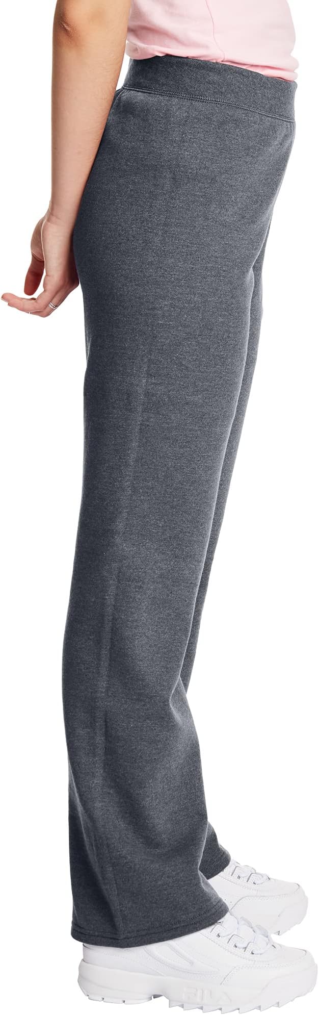 بنطلون من Hanes   للنساء مصمم لتوفير الراحة اليومية مع تصميم عملي وبسيط. مصنوع من قماش ناعم ومتين