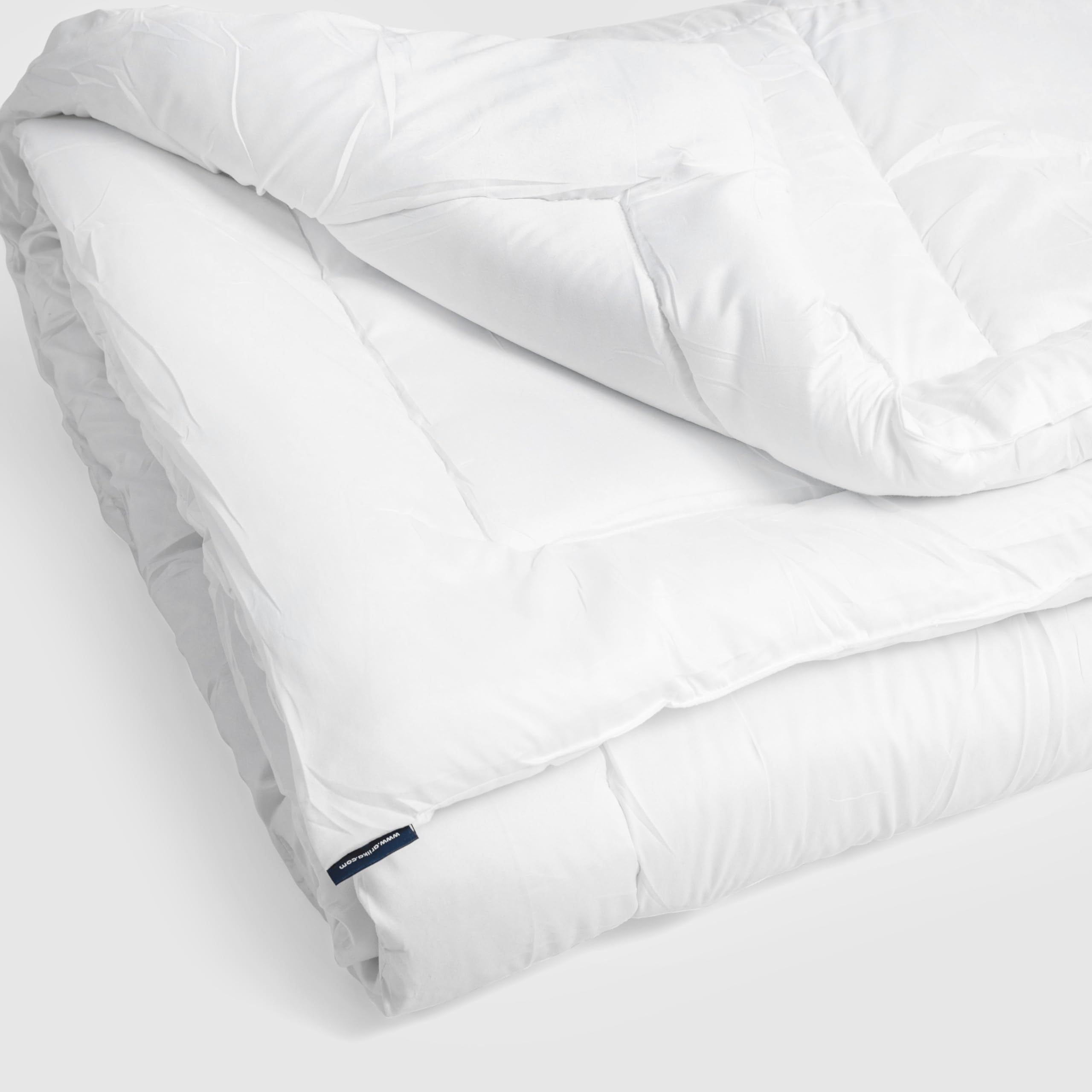 Ariika fiber duvet - queen - 220x220 cm - gsm 520-100% cotton outer cover - Damaged Box